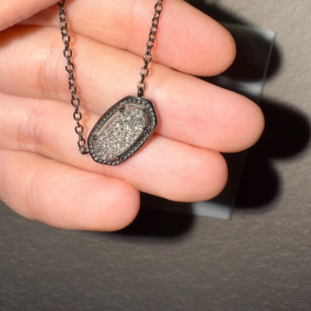 Kendra Scott Black and Silver Pendant Necklace